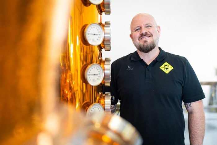 Rüdiger in der Destillerie